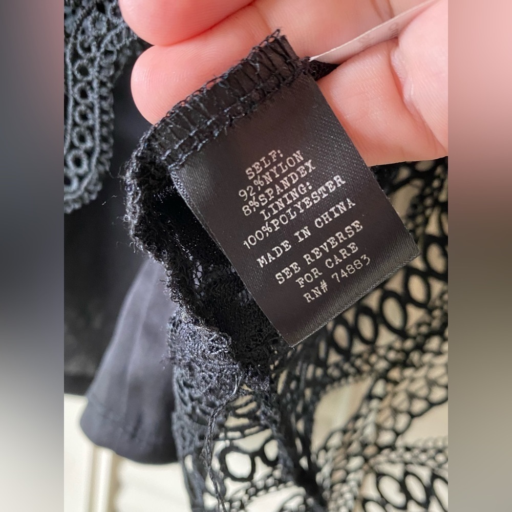 Adiva black lace top - Picture 6 of 6